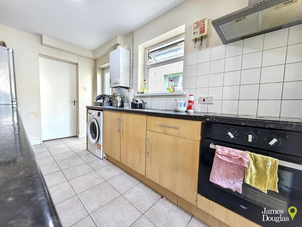 House in Pontypridd, Treforest - More