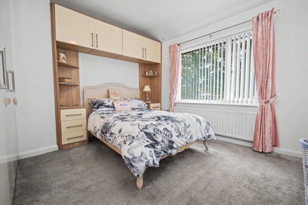 House in Wakefield - View 5