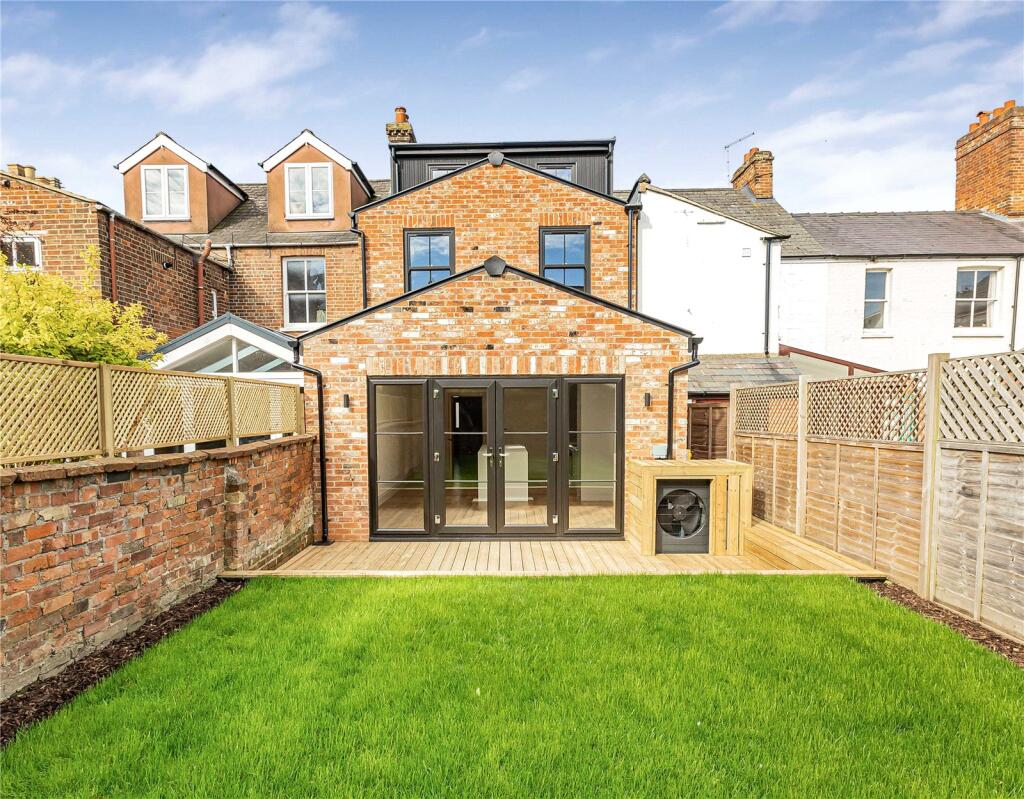Main image of property: Alma Place, East Oxford, OX4