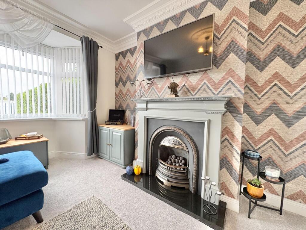 House in Darlington - More