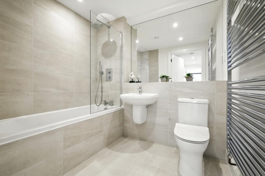 Apartment in Aylesbury, Elmhurst - View 5