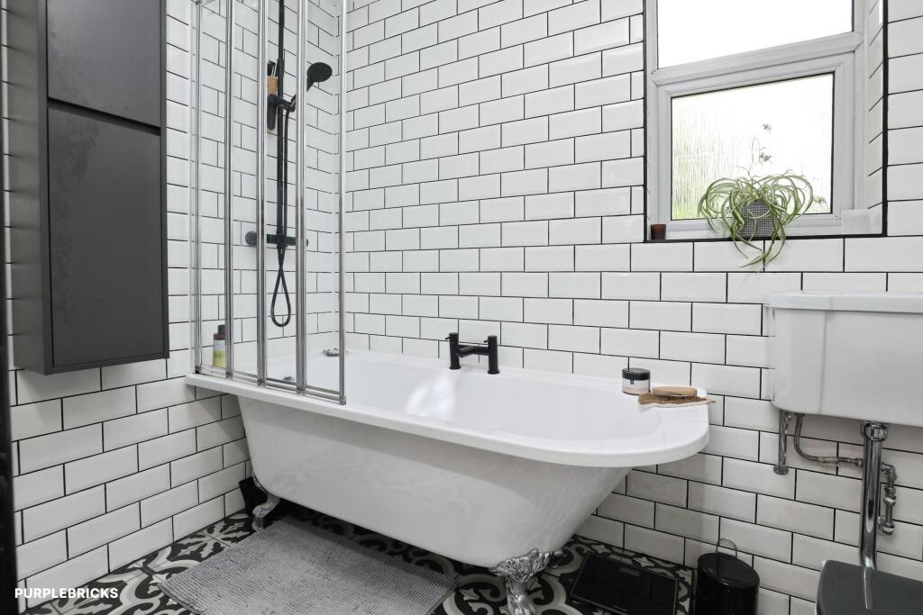 House in Knowsley, Liverpool City Region - View 2