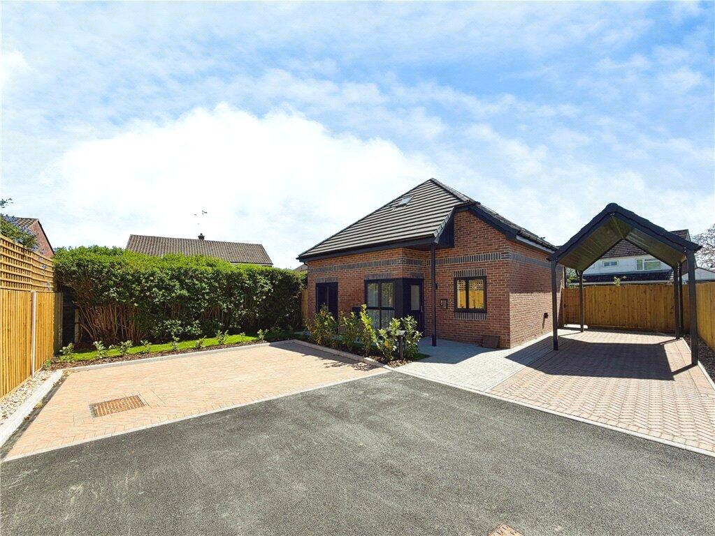 Main image of property: Botley Road, Romsey, Hampshire