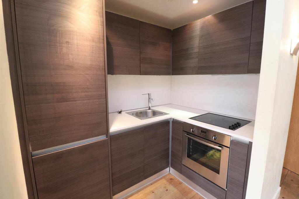 Additional image 11 of Burnett Street, Bradford, West Yorkshire, BD1