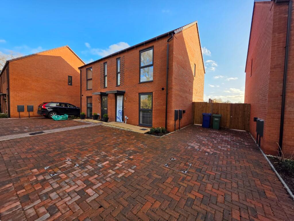 Main image of property: Anemone Avenue, Stafford, ST17 4FW