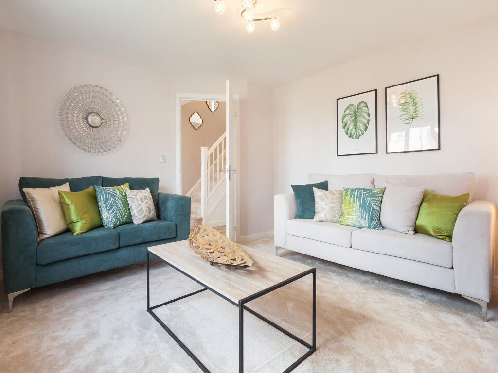 Main image of property: Compass Point, Northampton Road, Market Harborough, Leicestershire,
LE16 9HW