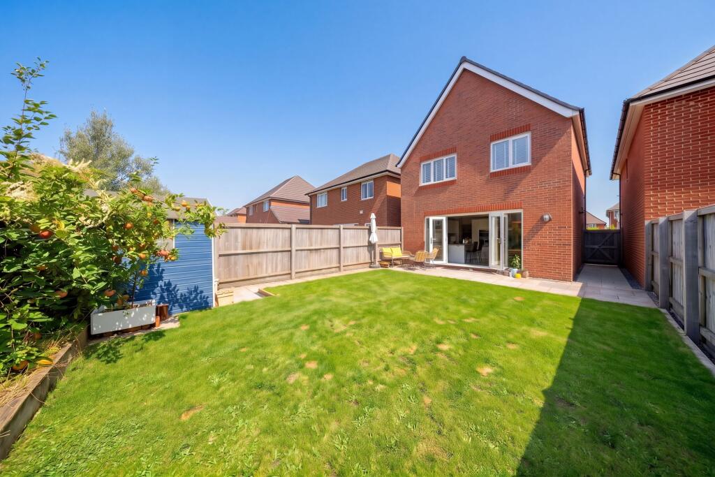 Penwortham Avenue, Burscough, L40 photo 4