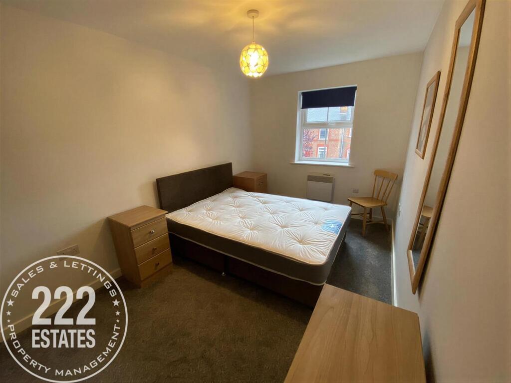 Apartment in Warrington, Westy, Latchford - View 4