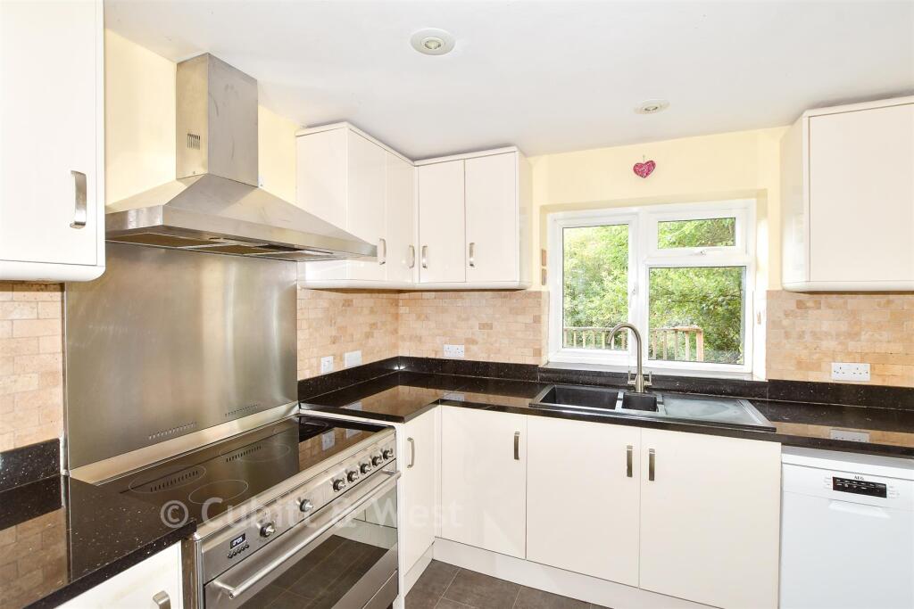 House in Redhill, Earlswood - View 2