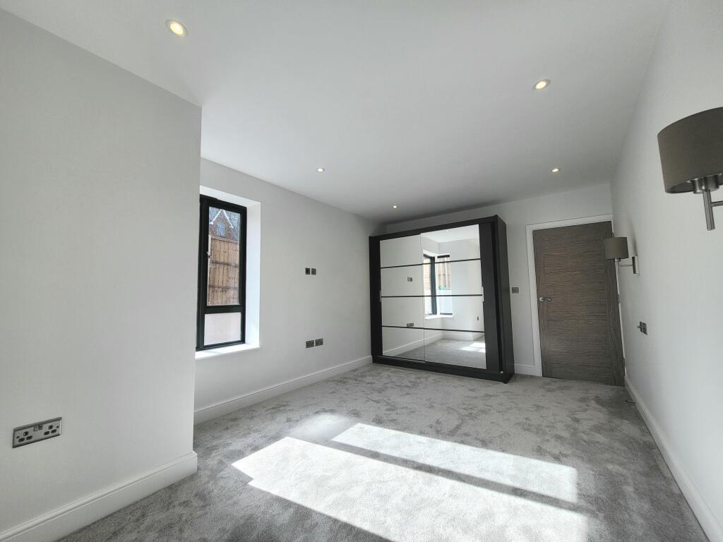 Main image of property: Park View, 8 Oxhey Road, Watford, WD19