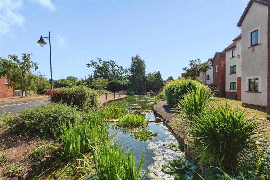 House in Taunton - View 4