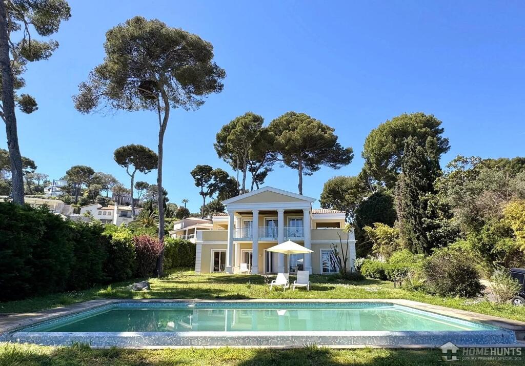 Main image of property: Provence-Alps-Cote d`Azur, Alpes-Maritimes, Antibes