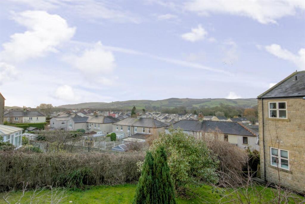 Additional image 3 of Burnside House, Skipton