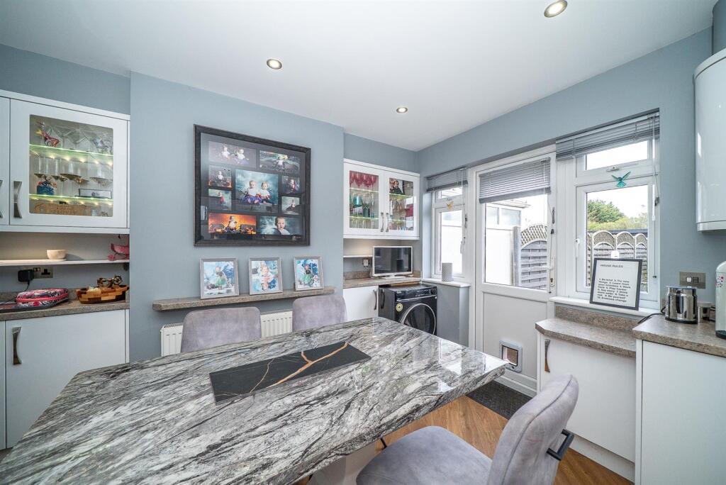 Additional image 5 of Shenley Lane, London Colney, St. Albans