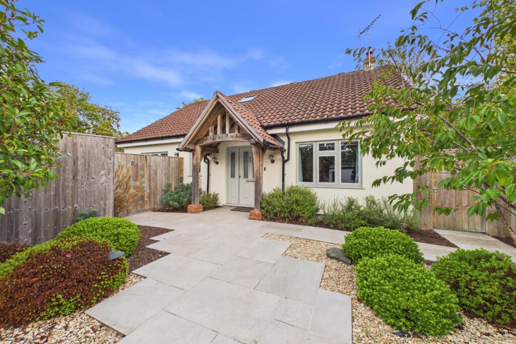 Main image of property: Finchampstead Road, Wokingham, Berkshire, RG41