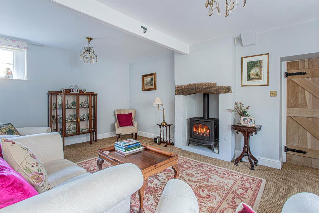 112, High Street, Marshfield, Chippenham, SN14 8LS photo 4