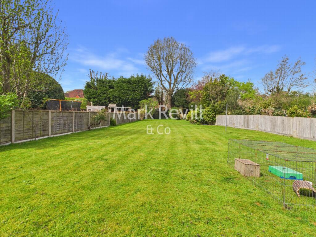 Blackthorns, Lindfield, RH16 photo 4