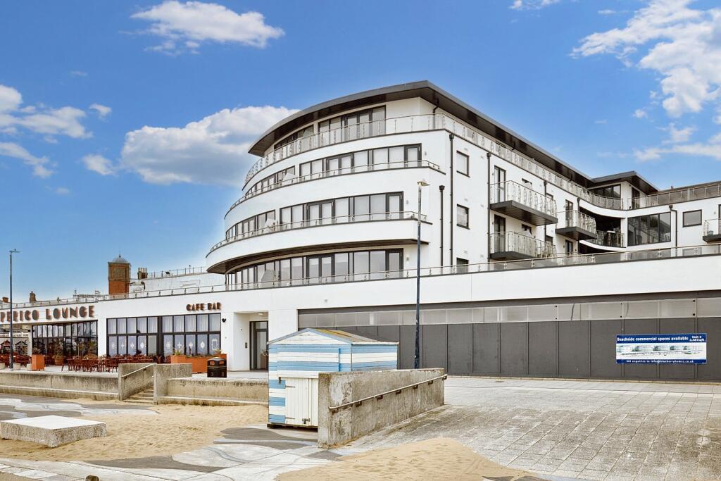 2-bed flat on Beach Drive, Ramsgate, CT11, £415,000