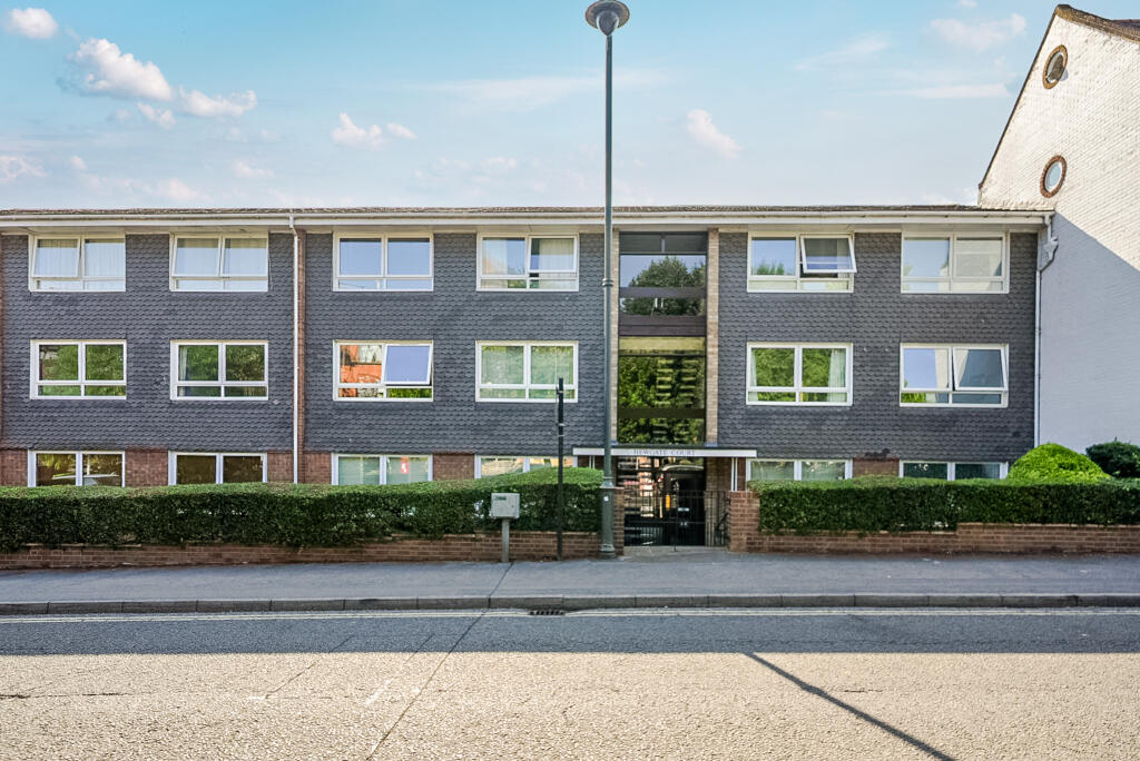 Main image of property: Station Road, Henley-On-Thames, RG9