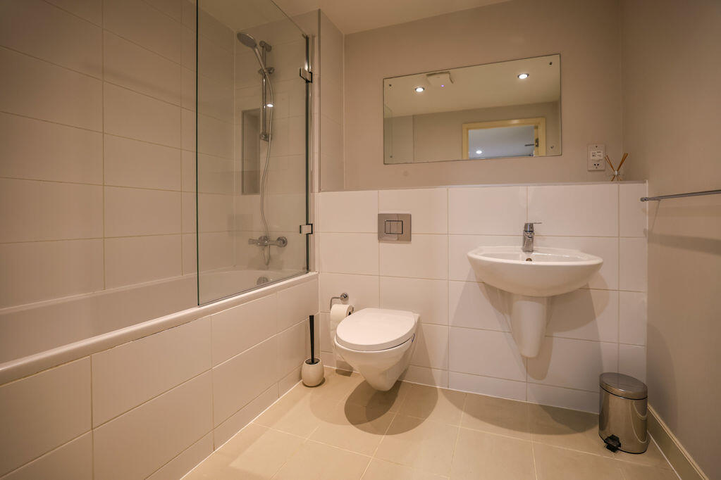 Apartment in Bristol, Finzels Reach, Broadmead - View 5