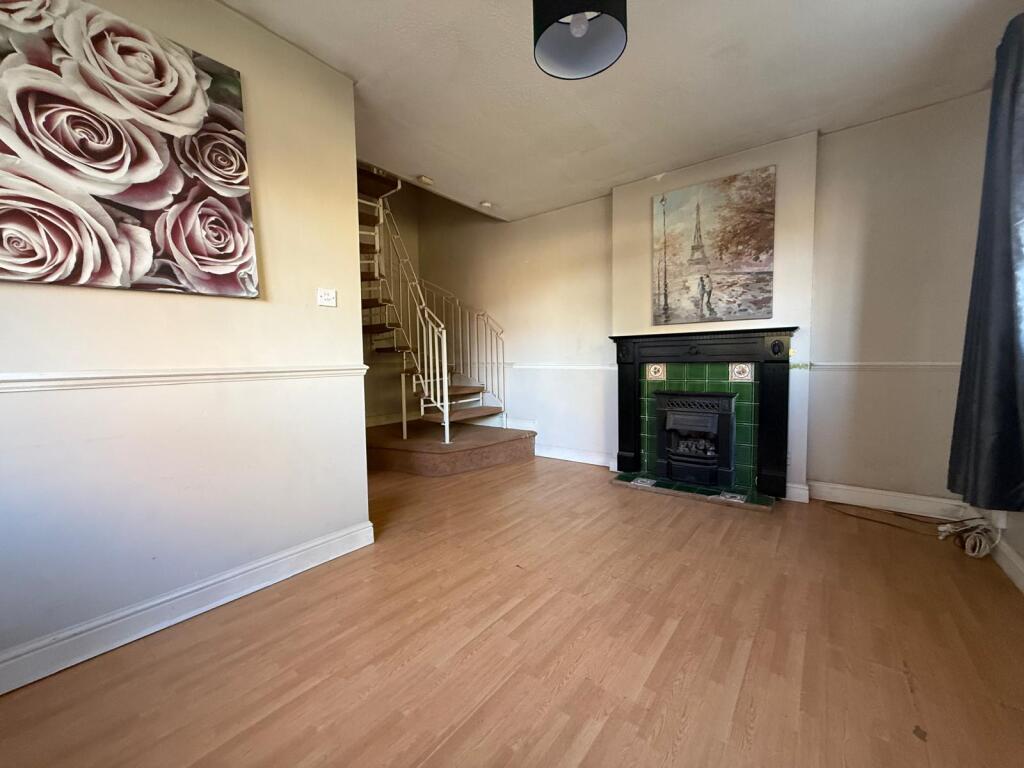 1 bedroom end of terrace house for rent
