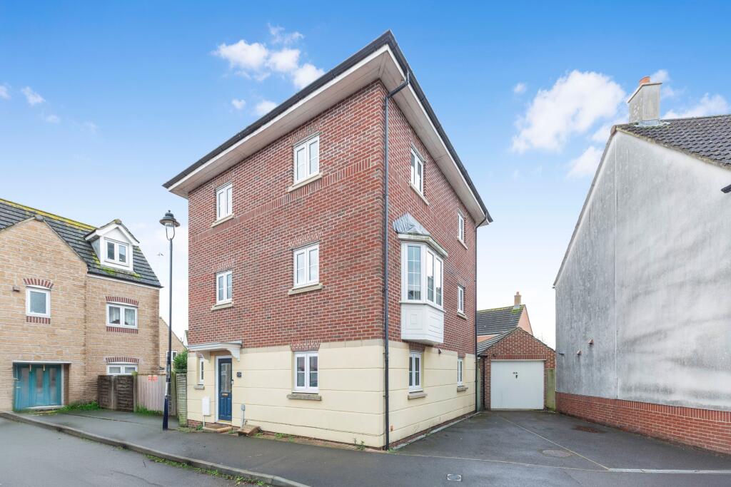 Main image of property: Wren Place, Gillingham