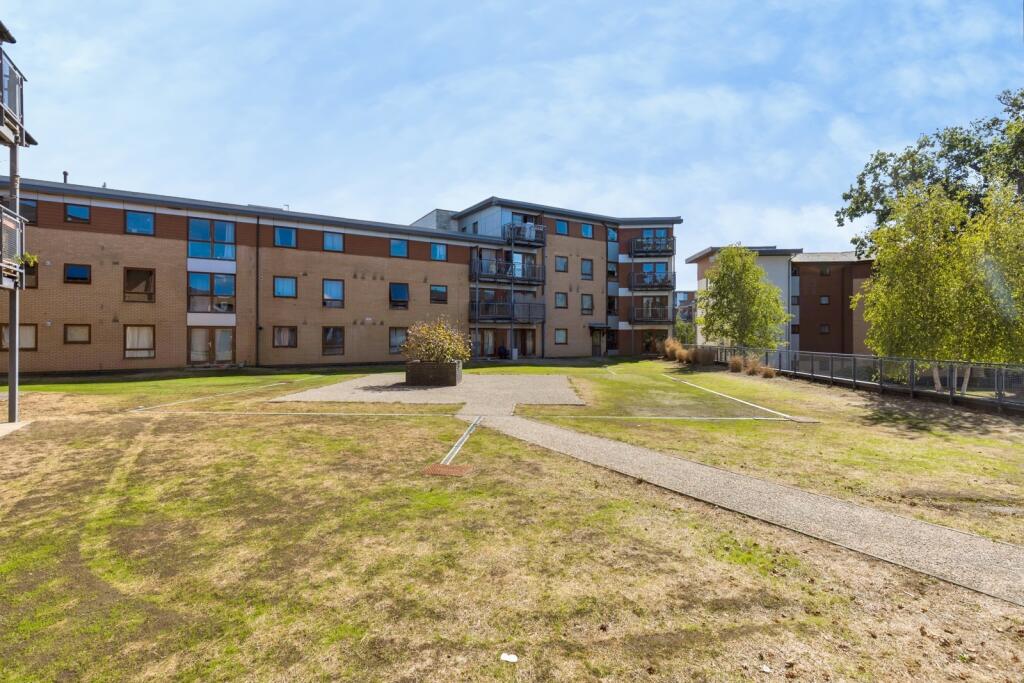 Main image of property: Commonwealth Drive, Crawley, West Sussex, RH10