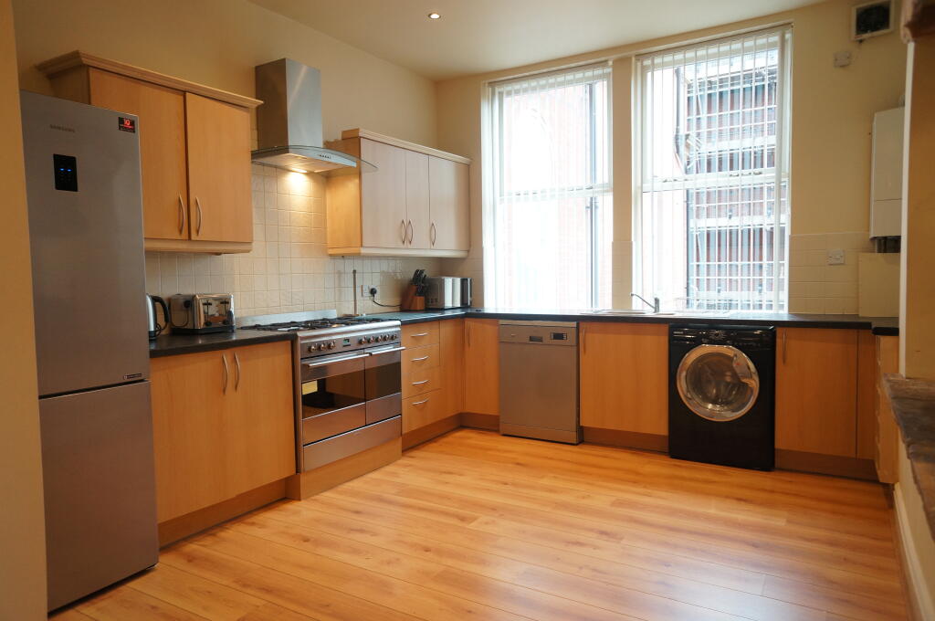 Apartment in Manchester, Greater Manchester - View 3