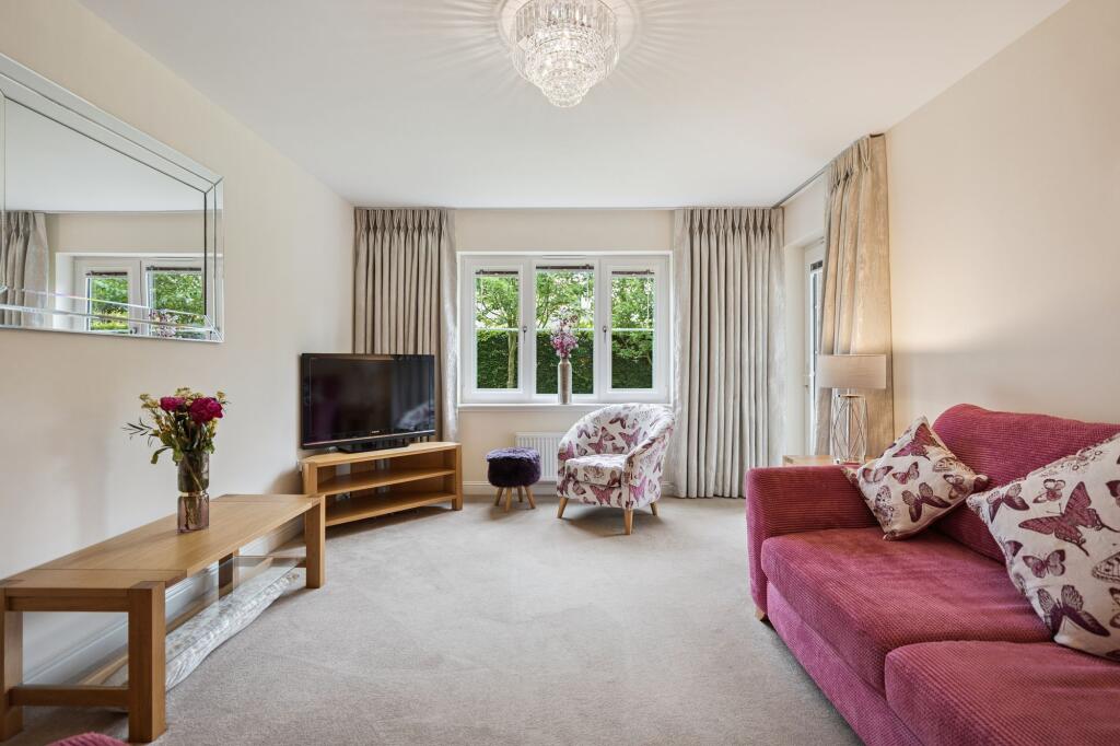 Apartment in Stirling - View 4