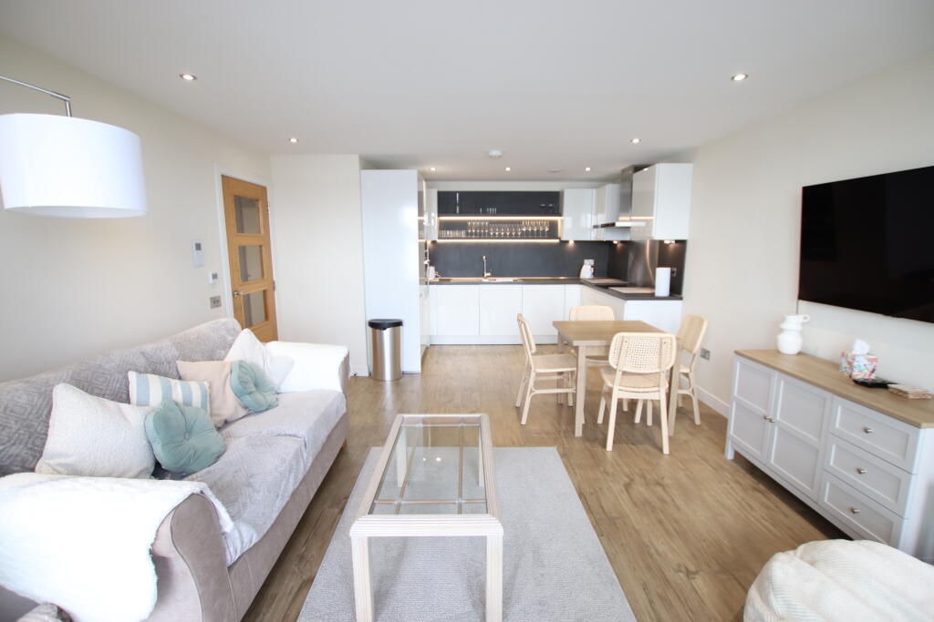 Apartment in Dundee, Seabraes, West End - View 5