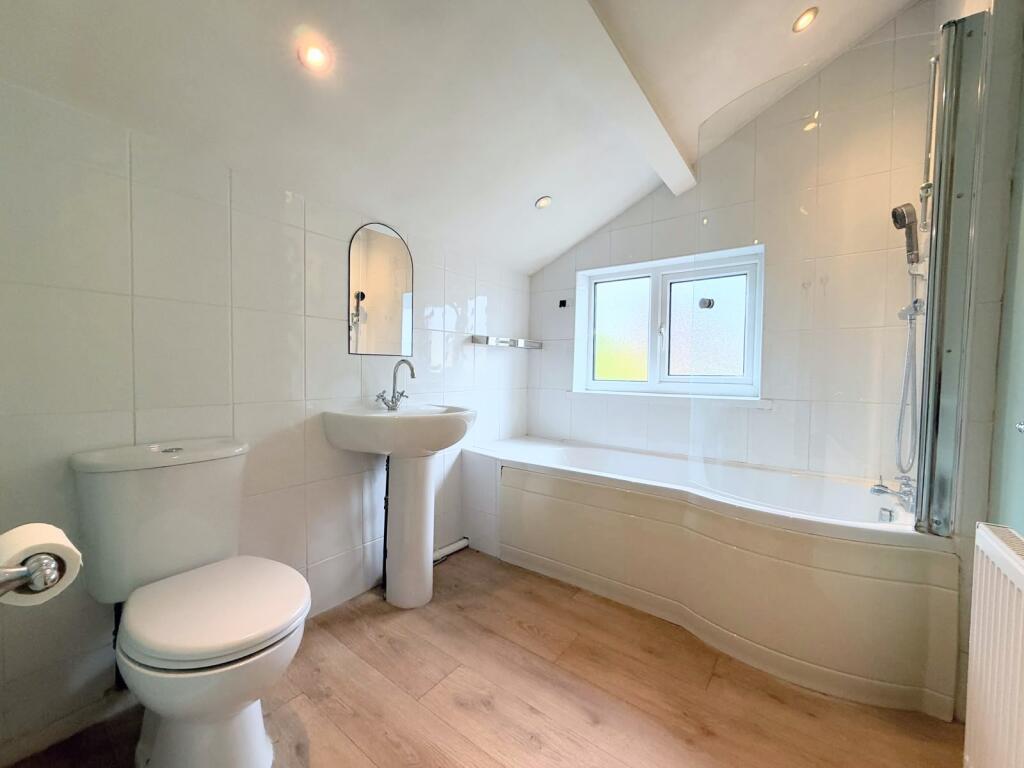 House in East Staffordshire, Horninglow and Eton - View 5
