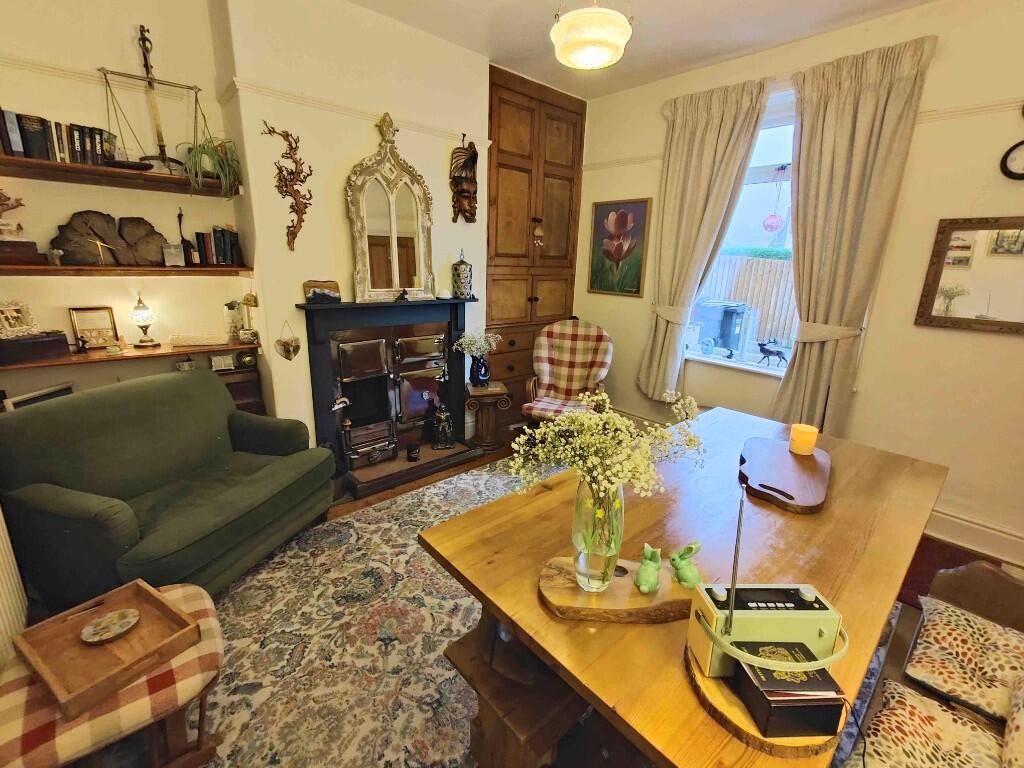 10 Brooklands, Hipperholme, HX3 8EE photo 3