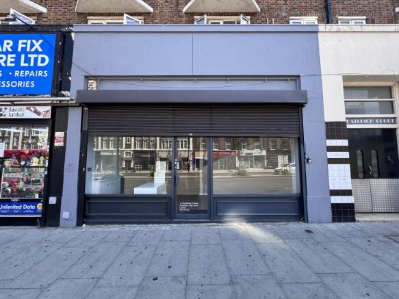 13 Streatleigh Parade - Shop front