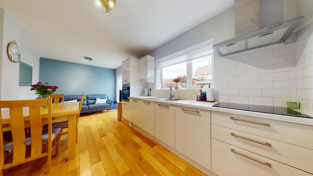 House in Newcastle upon Tyne - View 2