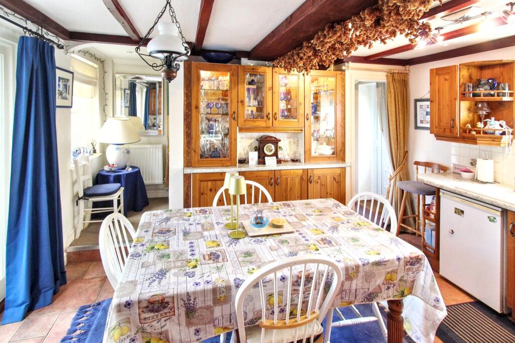 House in East Devon, Whimple - View 5