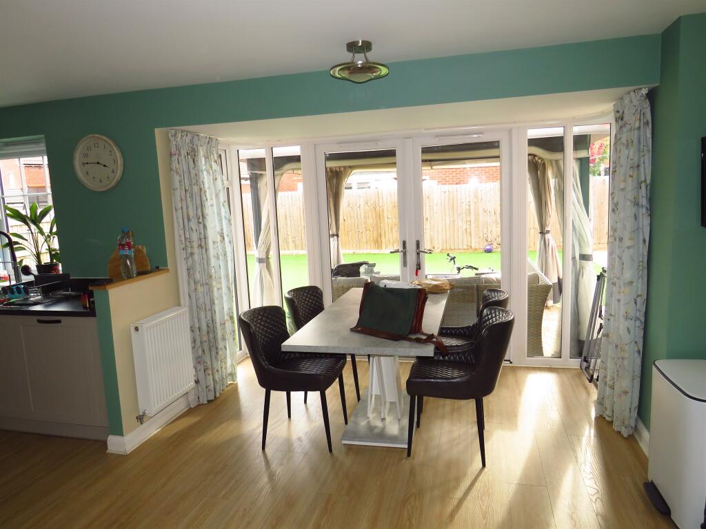 Prospero Drive, Wellingborough photo 3