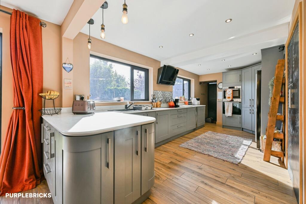House in Nottingham, Gedling - View 4