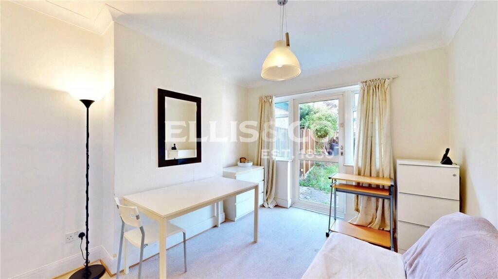 House in London - More