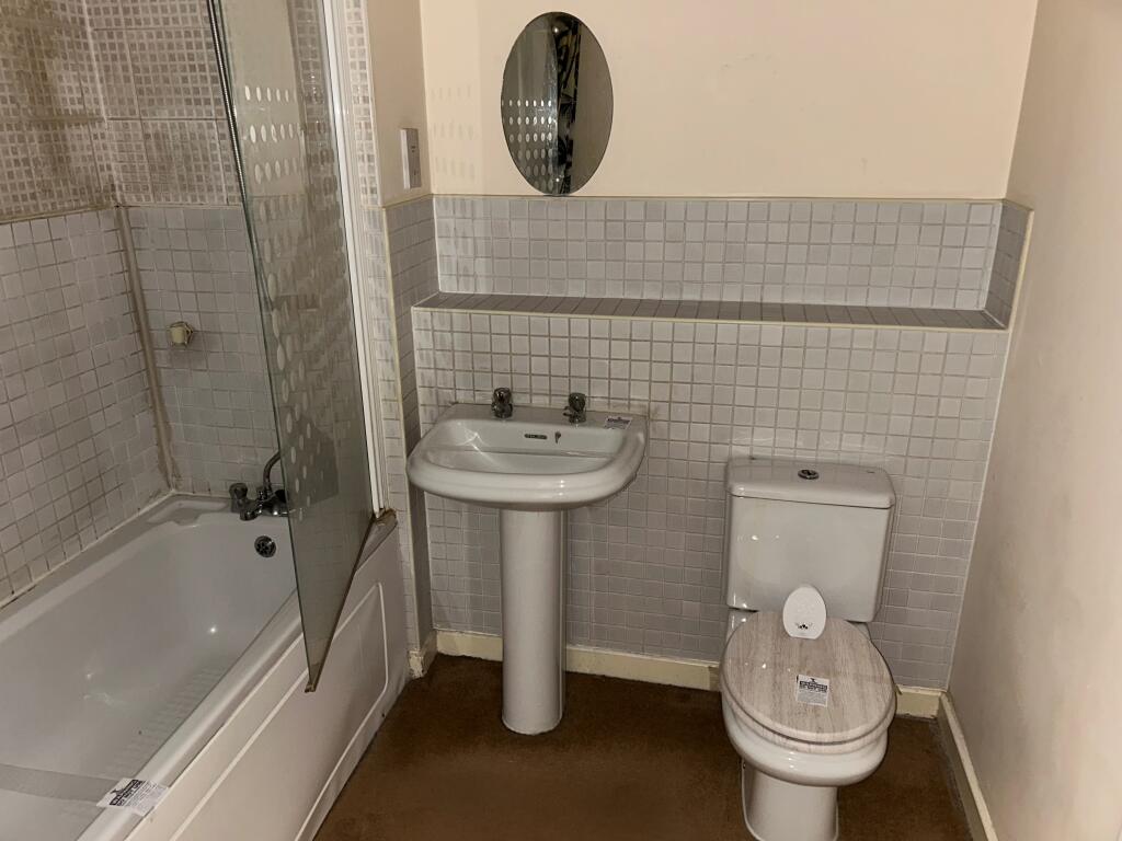 Apartment in Ipswich, Suffolk - More