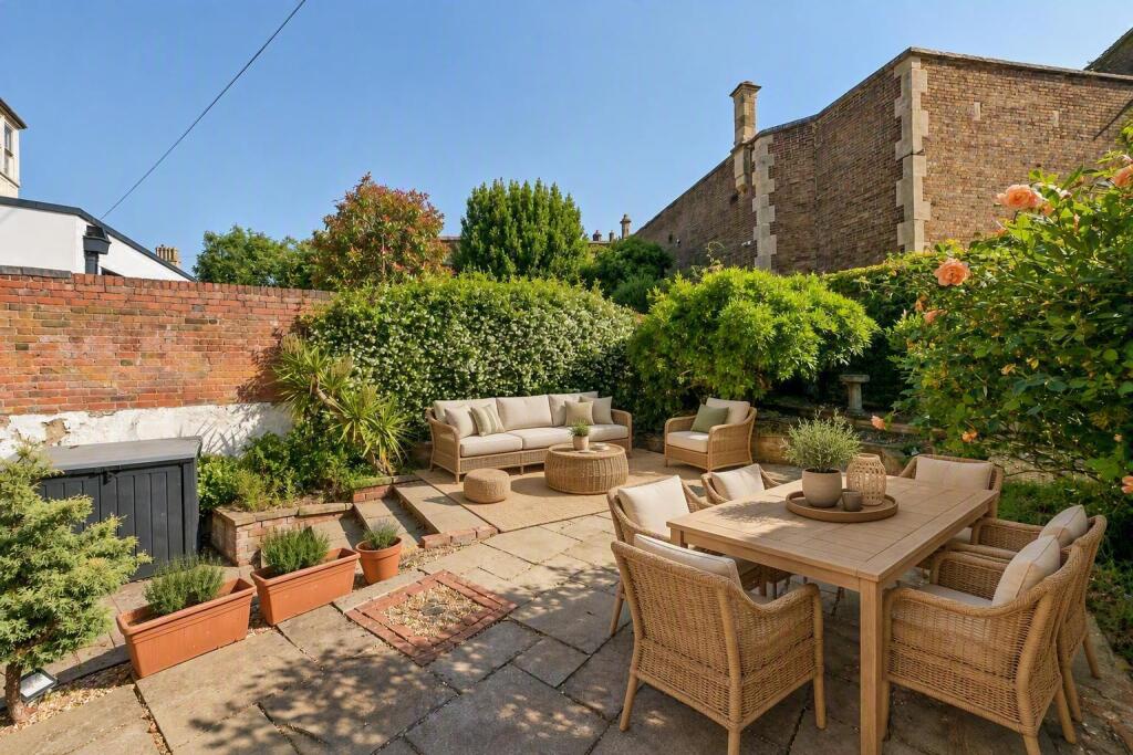 Property photo 8