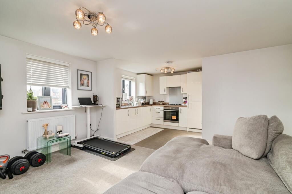 Main image of property: Weightman Avenue, Gedling, Nottingham, Nottinghamshire, NG4