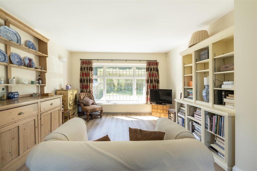 Additional image 2 of Moorland Road, Harpenden