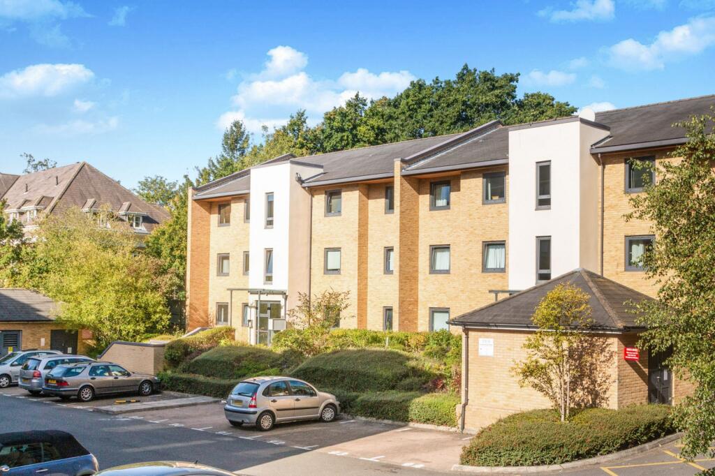 Main image of property: Kennet Court, Victoria Way, Woking, GU21