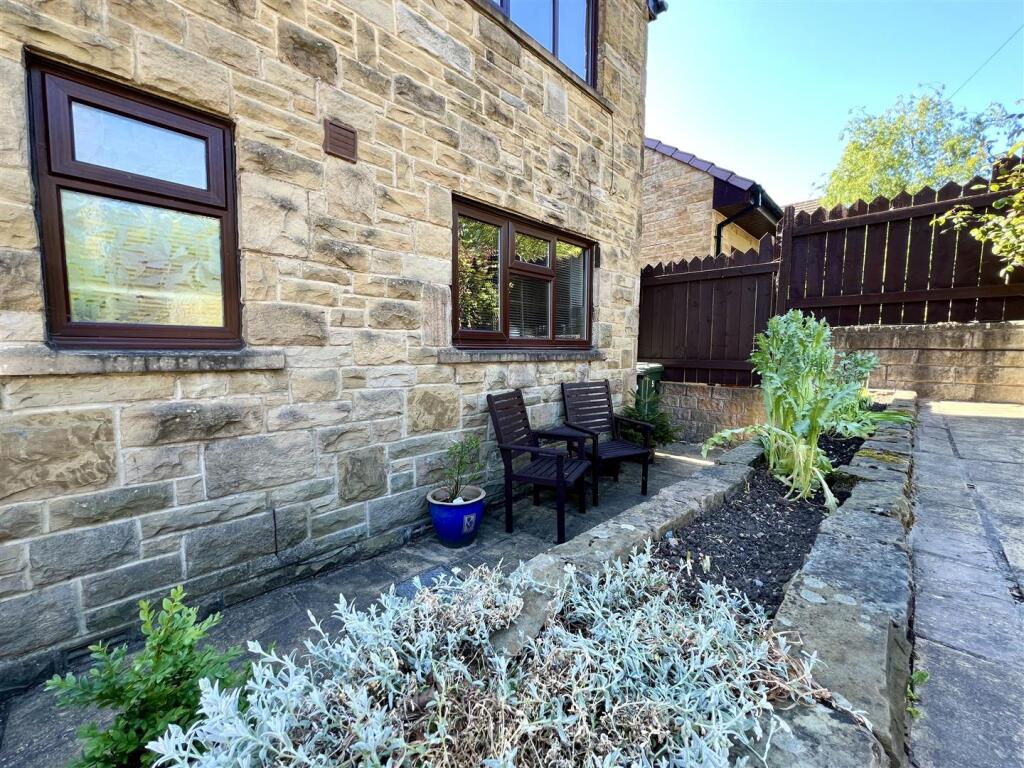 Additional image 25 of Crownest Lane, Bingley