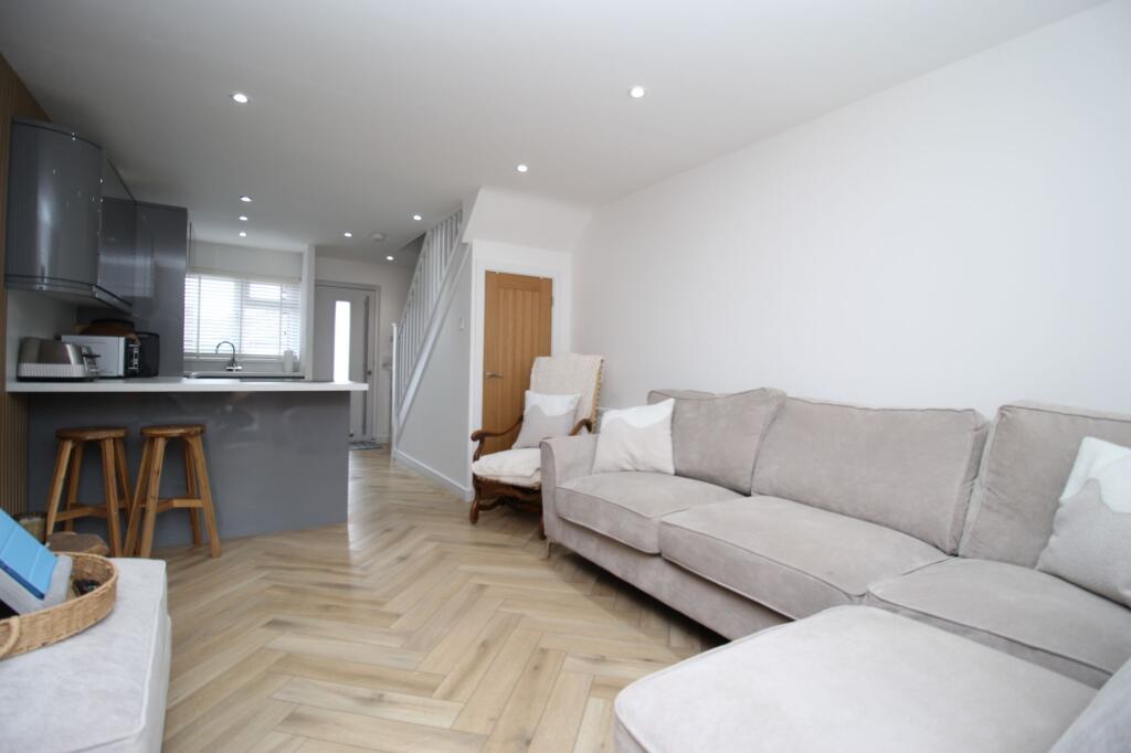 House in Southampton - View 5