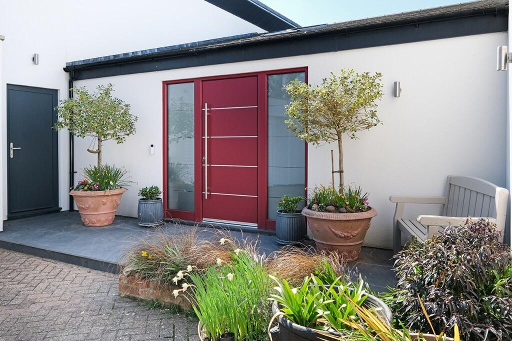 Kingsway, Craigweil Private Estate, Bognor Regis, West Sussex, PO21 - View 2
