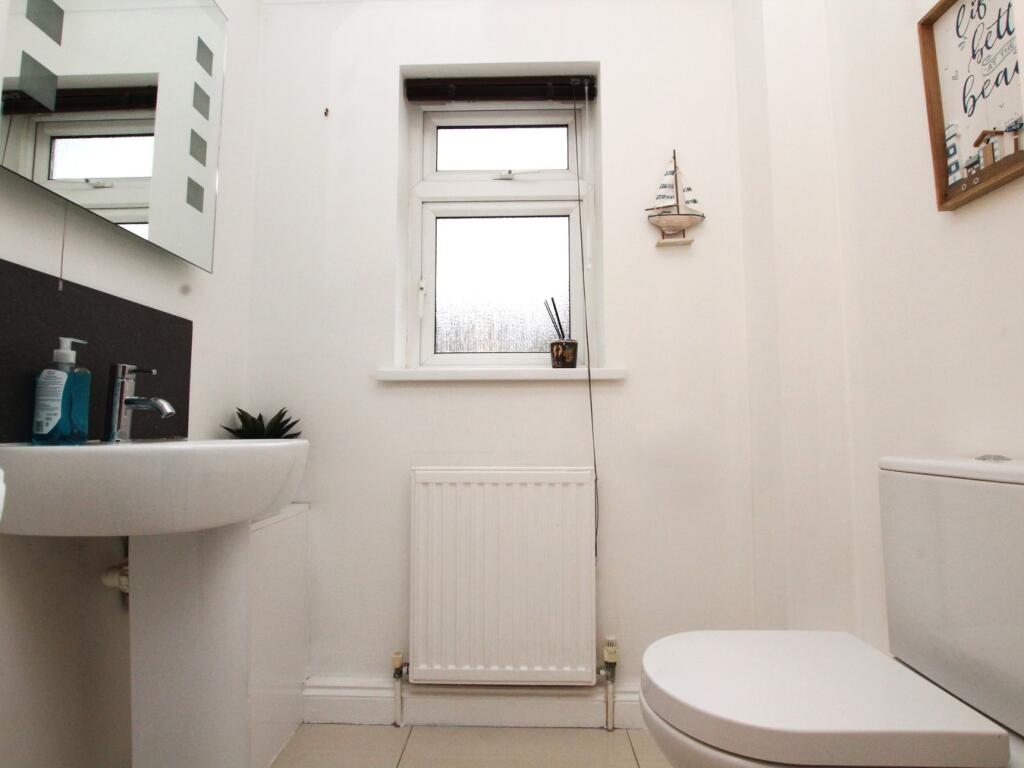 Additional image 14 of Linthorpe Road, Poole, BH15