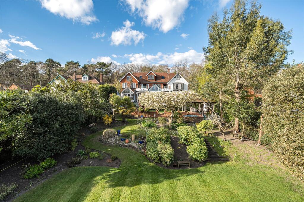 Main image of property: New England Hill, West End, Woking, Surrey, GU24