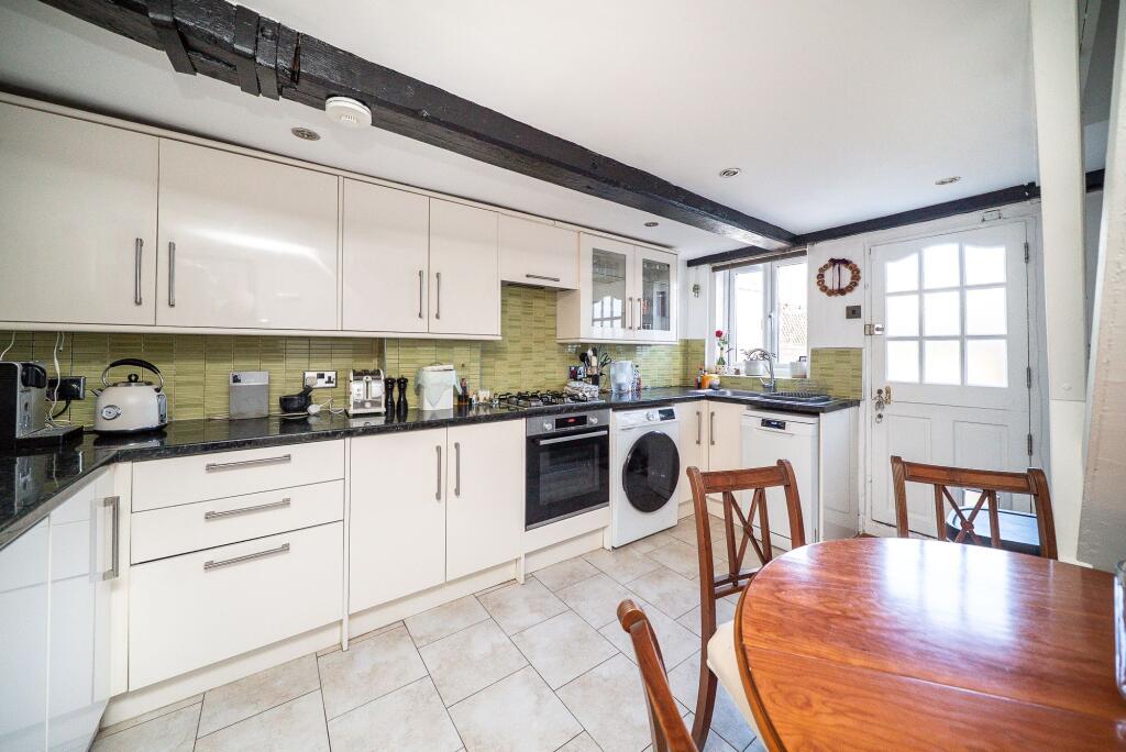 Additional image 3 of High Street, Markyate, AL3