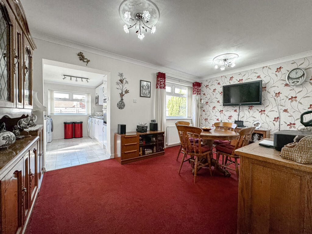 Burringham Road, Norton, Stockton-on-Tees, Durham, TS20 1RN photo 4